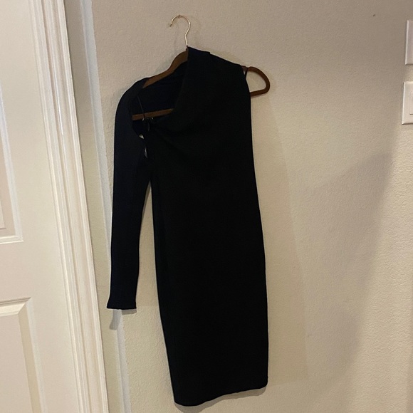 Sophisticated One-Sleeve Black Dress - Picture 1 of 7